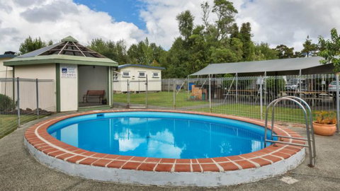 Whangarei Falls Holiday Park & YHA Backpackers - Tourism Bookings NZ 10