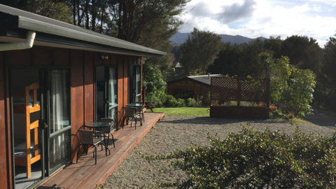 Kanuka Ridge Abel Tasman Backpackers - Tourism Bookings NZ 1