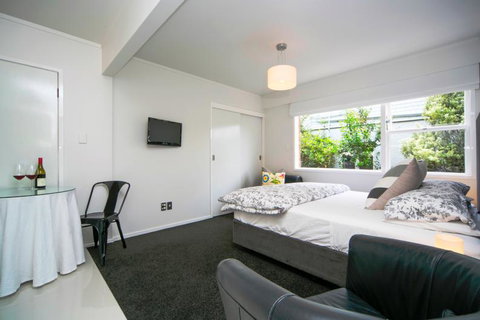 Kohi Beach Bed & Breakfast - Tourism Bookings NZ 16