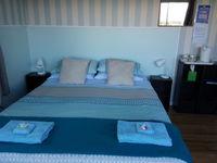 Hillside House Bed  Breakfast