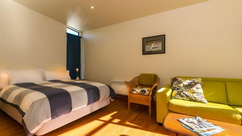 Driftwood Retreat - Tourism Bookings NZ 4