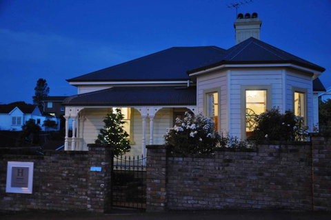 Hosking House - Tourism Bookings NZ 1