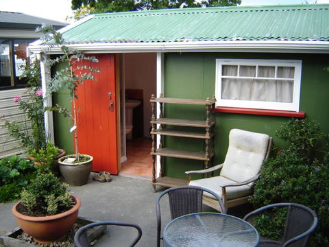 Designer Cottage B&B - Tourism Bookings NZ 17