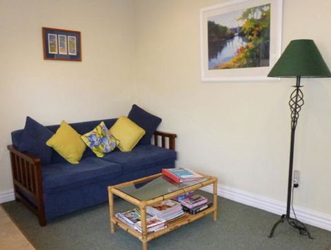 Underhill Cottage - Tourism Bookings NZ 2