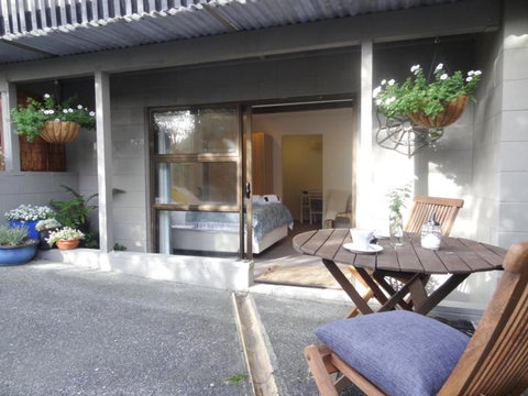 The Sunny Side Up B&B - Tourism Bookings NZ 14