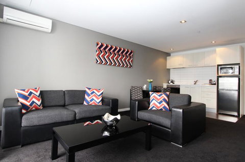 Waldorf Stadium Apartment Hotel - Tourism Bookings NZ 3