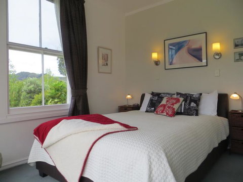 Cotswold Cottage Bed And Breakfast - Tourism Bookings NZ 3