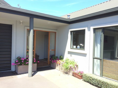 Garden B And B - Tourism Bookings NZ 8