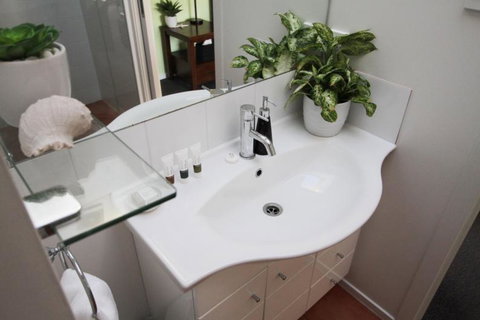 Acorns Wellington Bed And Breakfast - Tourism Bookings NZ 8