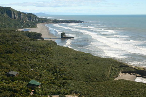 The Rocks Homestay B&B - Tourism Bookings NZ 0