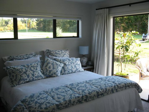 21HAMPTON - Tourism Bookings NZ 6