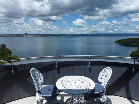 Serenity On Wakeman - Tourism Bookings NZ 0