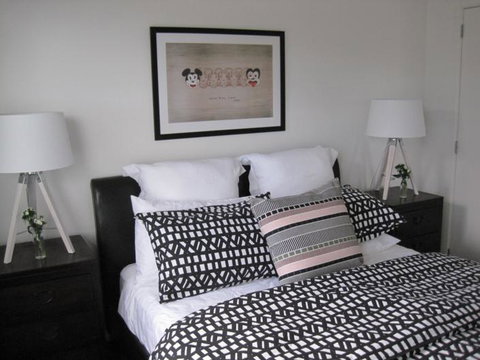 Acorns Wellington Apartment - Tourism Bookings NZ 5