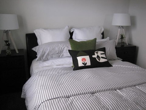 Acorns Wellington Apartment - Tourism Bookings NZ 6