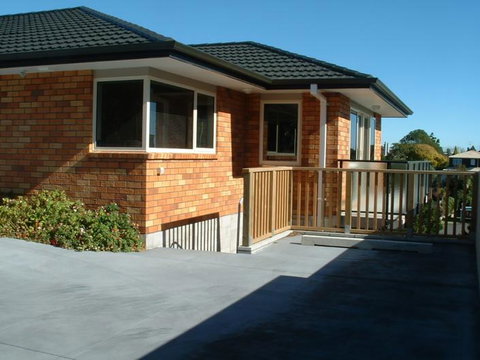 Tree Tops - Self Contained Apartment - Tourism Bookings NZ 1