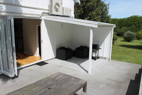 The Barn - 2 Bedroom Apartment - Tourism Bookings NZ 2