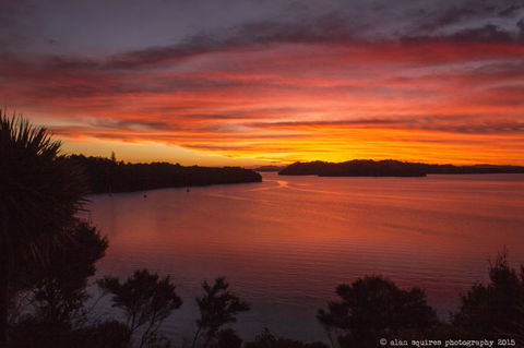 Nook Paradise Accommodation - Tourism Bookings NZ 0