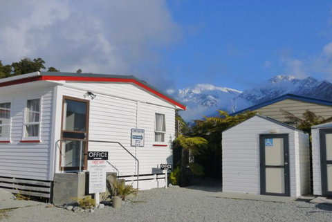 Franz Josef Holiday Rentals - Tourism Bookings NZ 0