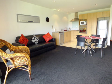 Copper Beech Wanaka - Luxury Apartments - Tourism Bookings NZ 5