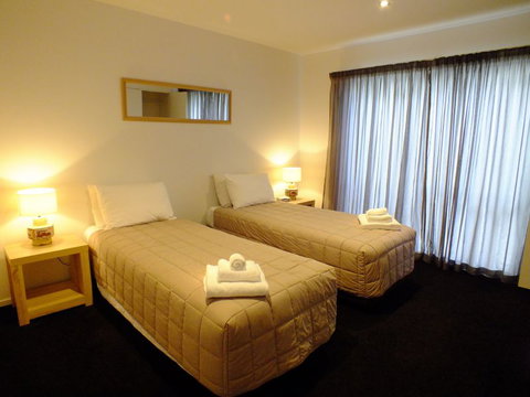 Copper Beech Wanaka - Luxury Apartments - Tourism Bookings NZ 7