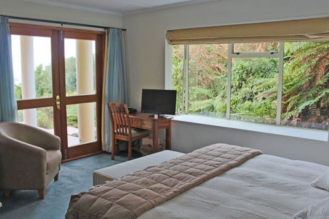 Stewart Island Lodge - Tourism Bookings NZ 15