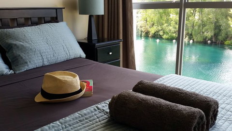 Riverside Apartment Taupo - Tourism Bookings NZ 0