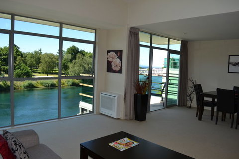 Riverside Apartment Taupo - Tourism Bookings NZ 7