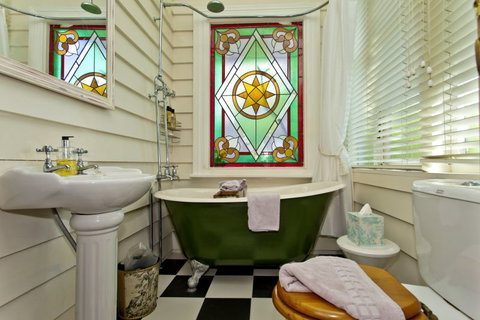 Peace And Plenty Inn - Tourism Bookings NZ 6