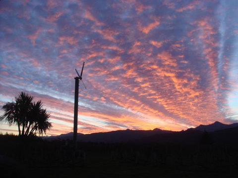 Straw Lodge - Tourism Bookings NZ 2