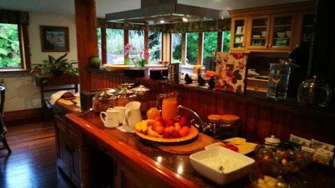 Awatuna Homestead - Tourism Bookings NZ 3