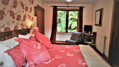Awatuna Homestead - Tourism Bookings NZ 10