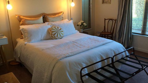40 Thornycroft St Bed & Breakfast - Tourism Bookings NZ 3