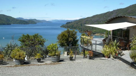 Okiwa Bay Lodge - Tourism Bookings NZ 2