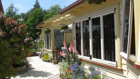 Ambleside Bed & Breakfast - Tourism Bookings NZ 0