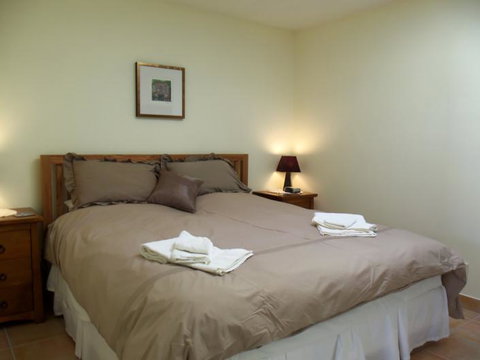 Pool House B&B - Tourism Bookings NZ 1