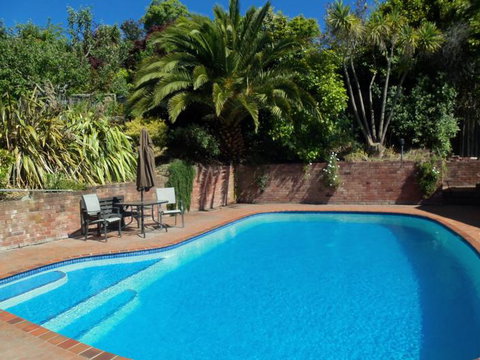 Pool House B&B - Tourism Bookings NZ 2