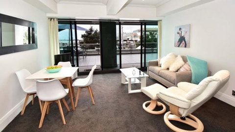 Paradise Quay - Auckland Holiday Apartment  - Tourism Bookings NZ 2