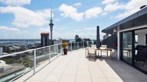 Penthouse Views - Auckland Holiday Apartment - Tourism Bookings NZ 13