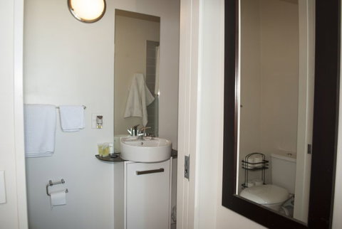 Mod On The Quad - Auckland City Apartment - Tourism Bookings NZ 6