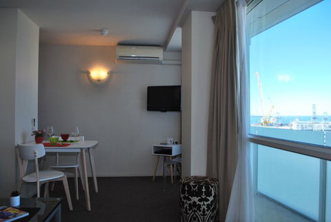 Mod On The Quad - Auckland City Apartment - Tourism Bookings NZ 13