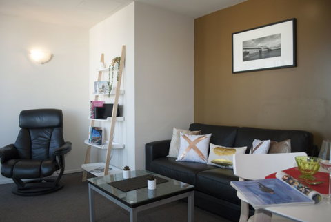 Mod On The Quad - Auckland City Apartment - Tourism Bookings NZ 16