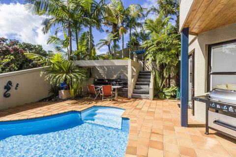 Beachside Holiday - Castor Bay Holiday Apartment - Tourism Bookings NZ 4