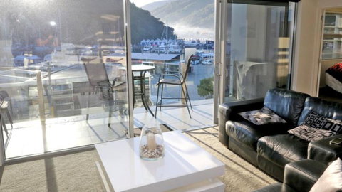 Picton Waterfront Luxury Apartments - Tourism Bookings NZ 2