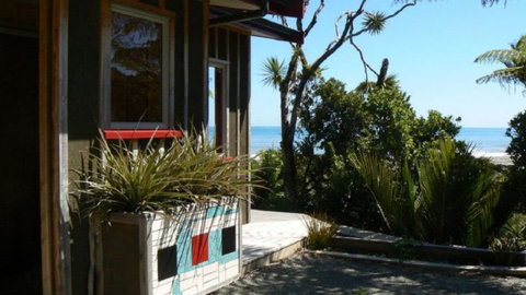 Hydrangea Cottages Punakaiki - Tourism Bookings NZ 10