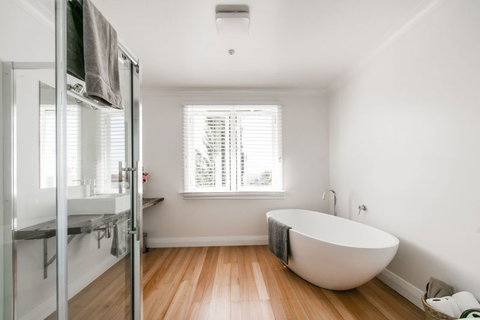 The Pear Orchard Lodge - Tourism Bookings NZ 17