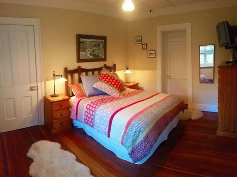 Jaydees Lavender Lifestyle. Self Contained Cottage. - Tourism Bookings NZ 8