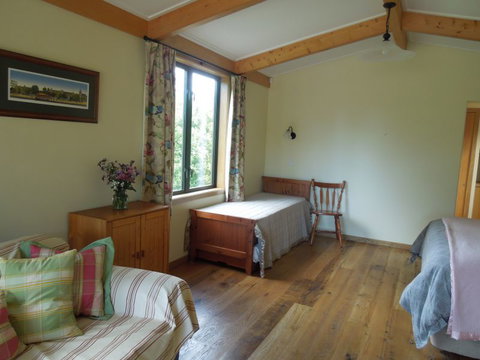 Kingfisher House - Tourism Bookings NZ 4