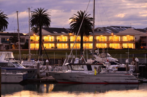 Senator Motor Inn - Tourism Bookings NZ 0