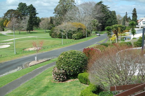 St Andrews House - Tourism Bookings NZ 1