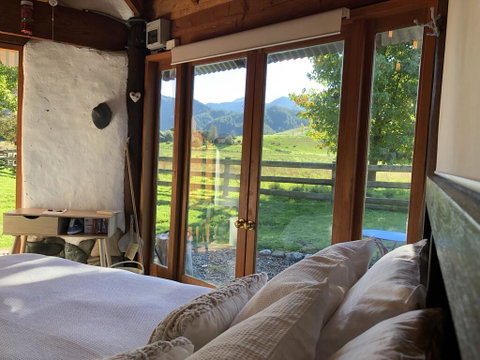 Sunny Strawbale Studio - Tourism Bookings NZ 1
